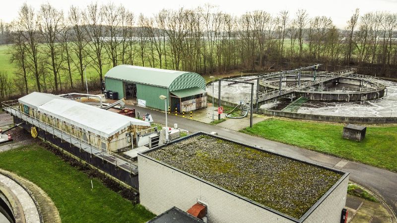 A photo of a water factory in Wilp.